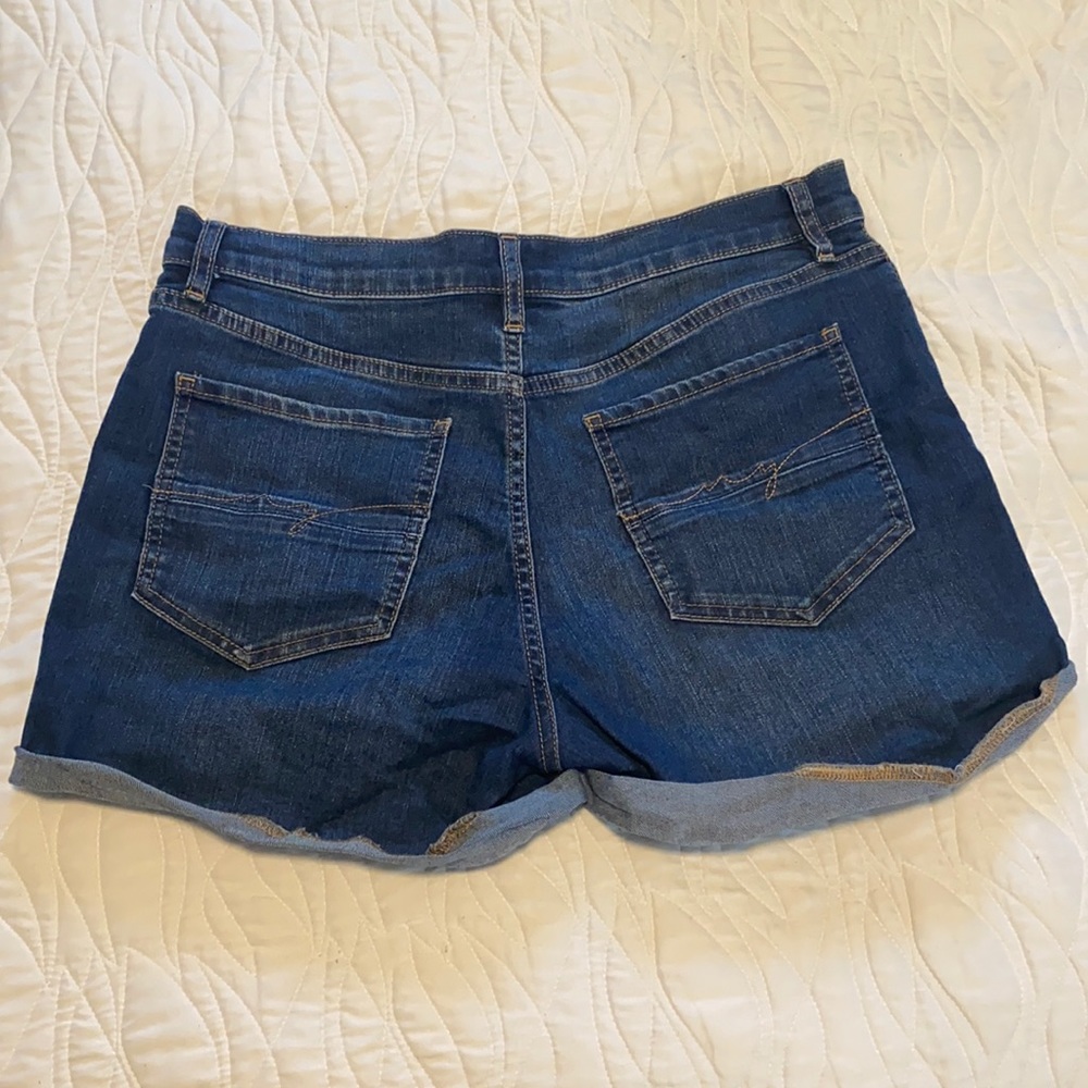 New York & Company Soho Jean Shorts